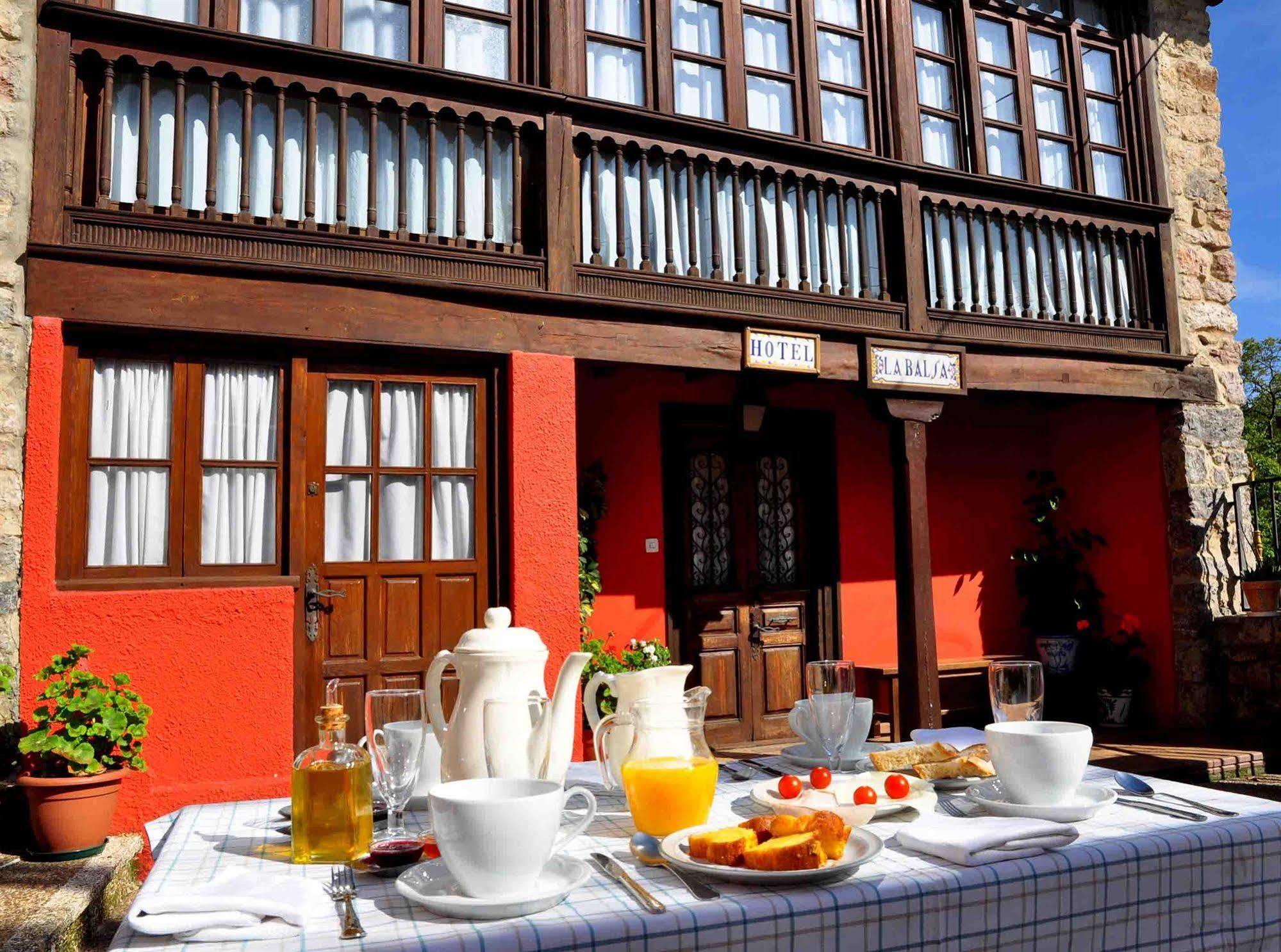 Hotel La Balsa Soto De Cangas Ngoại thất bức ảnh