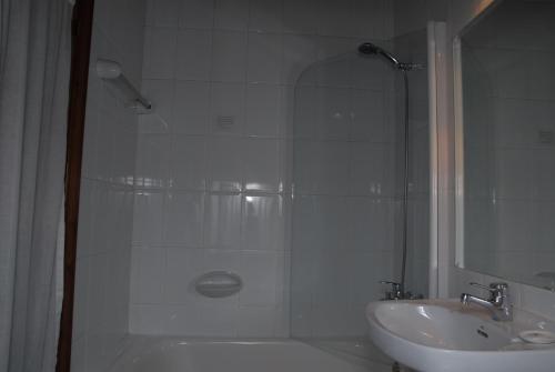 Hotel La Balsa Soto De Cangas Ngoại thất bức ảnh